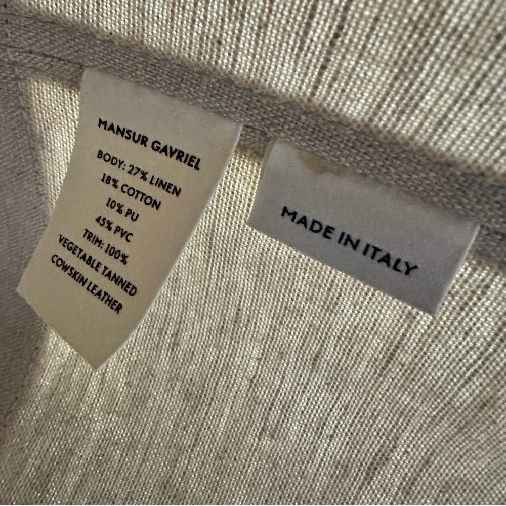 Mansur Gavriel Everyday Linen and Leather Canvas Bucket Bag in Tan - Picture 11 of 11